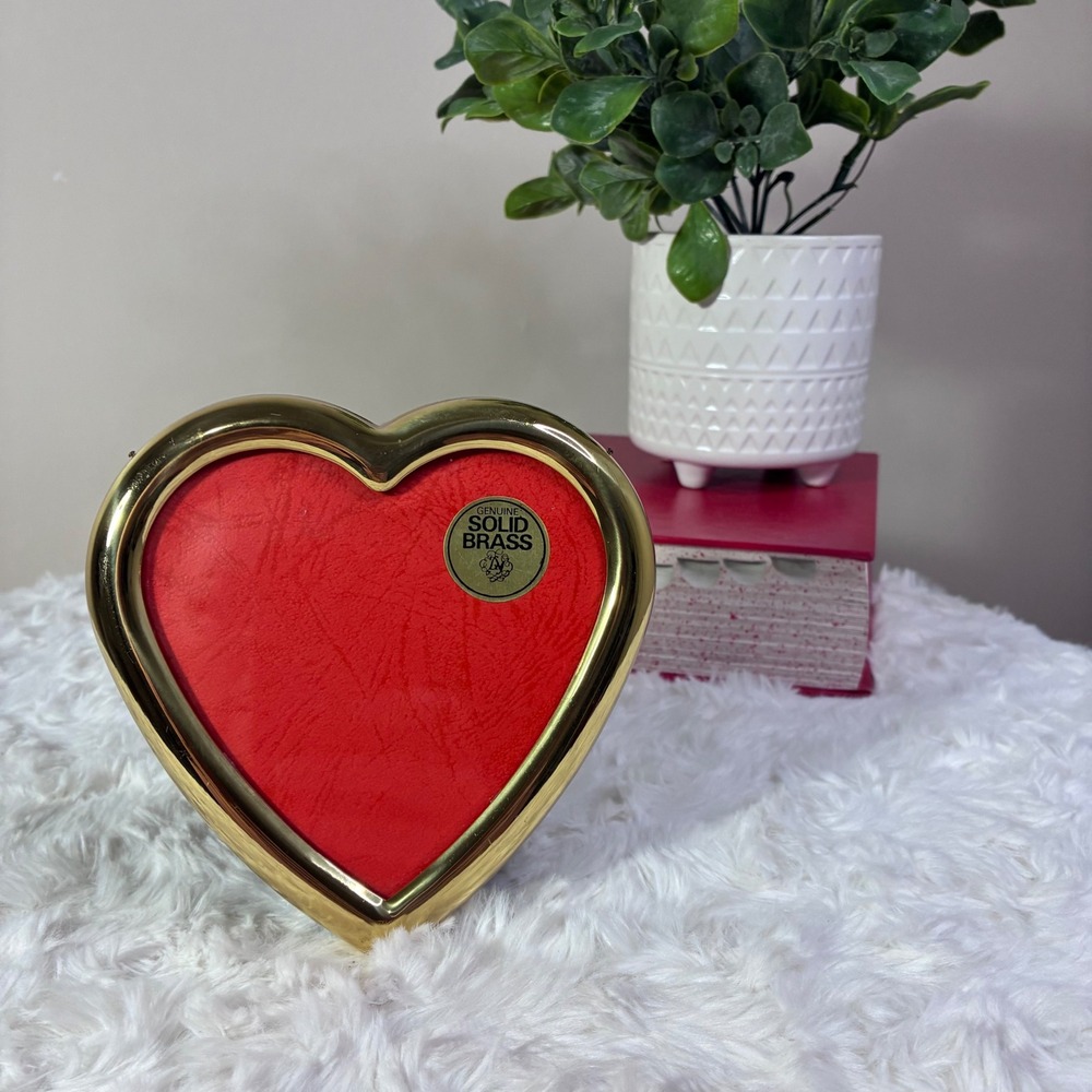 VTG Mini Genuine Solid Brass Heart Shaped Picture Frame Gold Tone Tabletop Easel